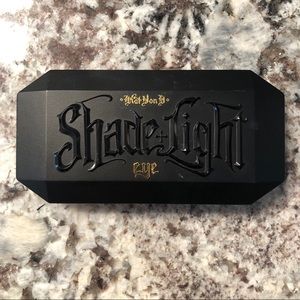 Kat Von D Shade & Light Sage Eye Palette